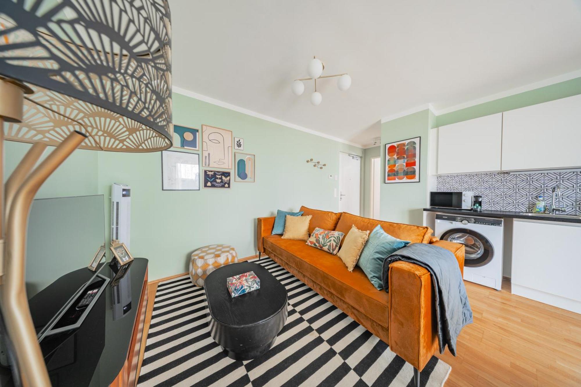 Modern Living Apartments Vienna, 15 Min To Center Екстериор снимка