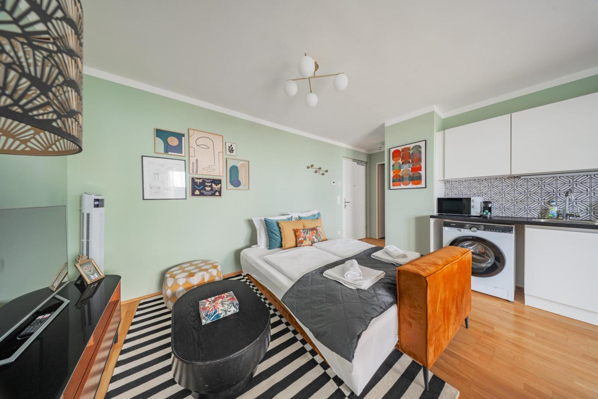 Modern Living Apartments Vienna, 15 Min To Center Екстериор снимка